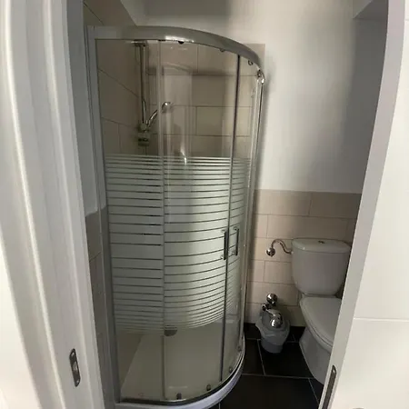 Casa Uma Πανσιόν 3*